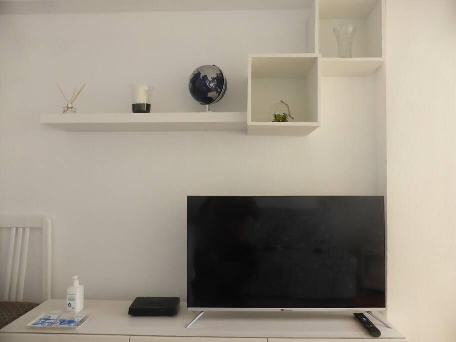 Estudio Nefeli Primera Linea Playa Amazing Views Беналмадена Екстериор снимка