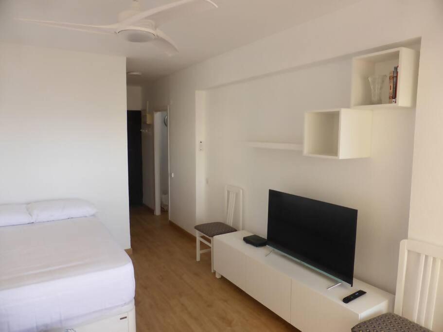 Estudio Nefeli Primera Linea Playa Amazing Views Беналмадена Екстериор снимка